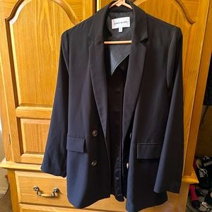 Elizabeth and James black blazer